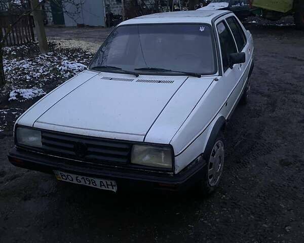 Белый Фольксваген Джетта, объемом двигателя 1.26 л и пробегом 250 тыс. км за 800 $, фото 1 на Automoto.ua