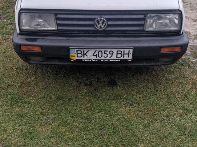 Белый Фольксваген Джетта, объемом двигателя 1.6 л и пробегом 474 тыс. км за 600 $, фото 1 на Automoto.ua