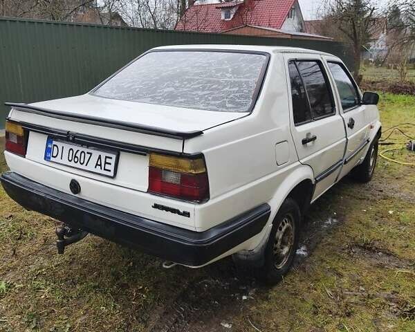 Белый Фольксваген Джетта, объемом двигателя 1.6 л и пробегом 320 тыс. км за 1250 $, фото 1 на Automoto.ua