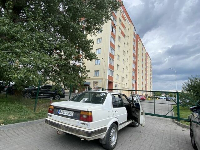 Белый Фольксваген Джетта, объемом двигателя 1.3 л и пробегом 400 тыс. км за 378 $, фото 1 на Automoto.ua