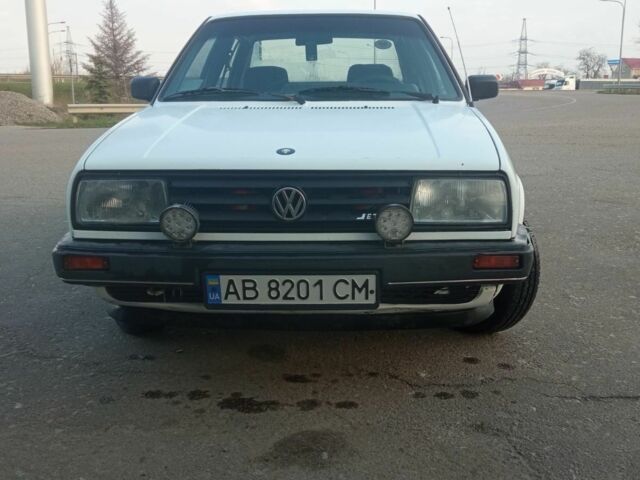 Белый Фольксваген Джетта, объемом двигателя 1.6 л и пробегом 280 тыс. км за 2100 $, фото 1 на Automoto.ua