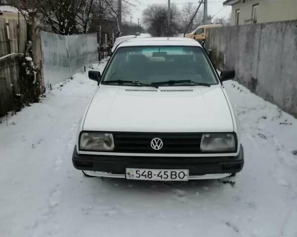 Білий Фольксваген Джетта, об'ємом двигуна 1.3 л та пробігом 350 тис. км за 1100 $, фото 1 на Automoto.ua