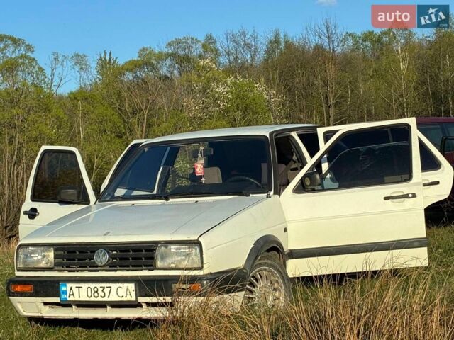 Белый Фольксваген Джетта, объемом двигателя 1.6 л и пробегом 300 тыс. км за 1000 $, фото 1 на Automoto.ua