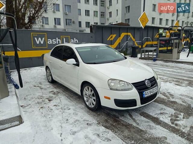 Білий Фольксваген Джетта, об'ємом двигуна 1.98 л та пробігом 212 тис. км за 8000 $, фото 1 на Automoto.ua