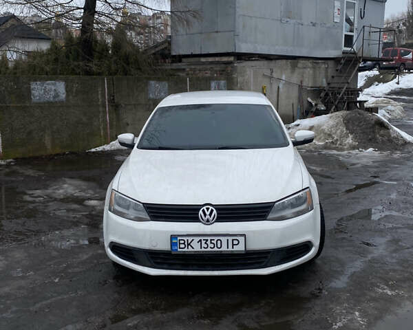 Белый Фольксваген Джетта, объемом двигателя 2.48 л и пробегом 210 тыс. км за 6900 $, фото 1 на Automoto.ua