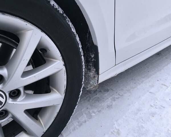 Білий Фольксваген Джетта, об'ємом двигуна 2.48 л та пробігом 240 тис. км за 8500 $, фото 1 на Automoto.ua