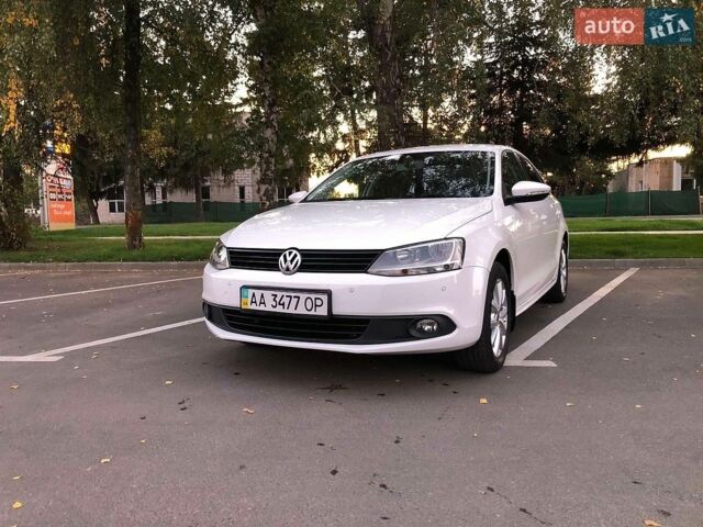 Білий Фольксваген Джетта, об'ємом двигуна 1.39 л та пробігом 137 тис. км за 9500 $, фото 1 на Automoto.ua