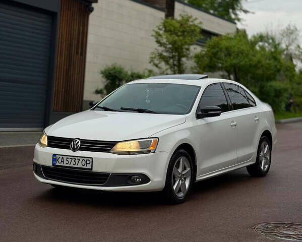 Белый Фольксваген Джетта, объемом двигателя 1.97 л и пробегом 285 тыс. км за 8500 $, фото 1 на Automoto.ua
