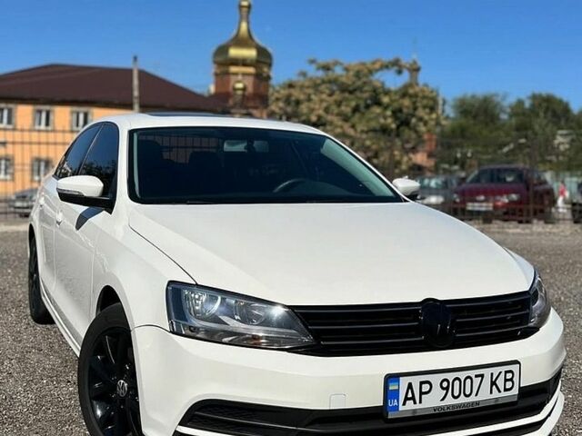 Белый Фольксваген Джетта, объемом двигателя 2.48 л и пробегом 152 тыс. км за 6800 $, фото 1 на Automoto.ua
