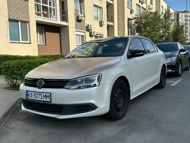 Білий Фольксваген Джетта, об'ємом двигуна 1.98 л та пробігом 160 тис. км за 6000 $, фото 1 на Automoto.ua