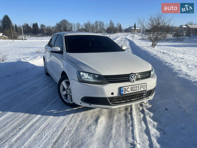 Белый Фольксваген Джетта, объемом двигателя 2.5 л и пробегом 270 тыс. км за 7599 $, фото 1 на Automoto.ua