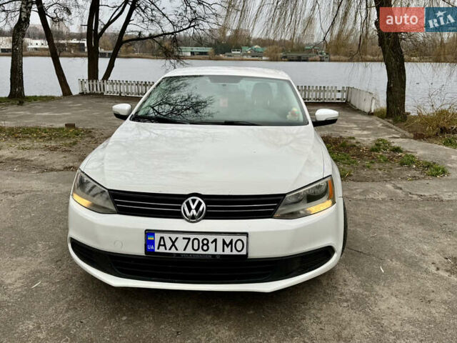 Белый Фольксваген Джетта, объемом двигателя 2.5 л и пробегом 225 тыс. км за 7500 $, фото 1 на Automoto.ua