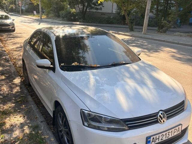 Белый Фольксваген Джетта, объемом двигателя 2.5 л и пробегом 260 тыс. км за 7009 $, фото 1 на Automoto.ua