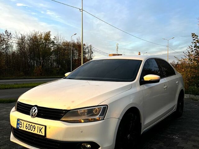 Білий Фольксваген Джетта, об'ємом двигуна 1.4 л та пробігом 205 тис. км за 7100 $, фото 1 на Automoto.ua