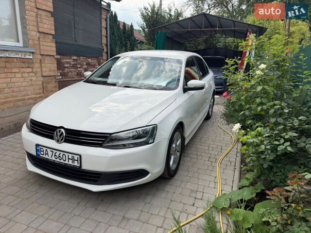 Білий Фольксваген Джетта, об'ємом двигуна 2.48 л та пробігом 150 тис. км за 8999 $, фото 1 на Automoto.ua