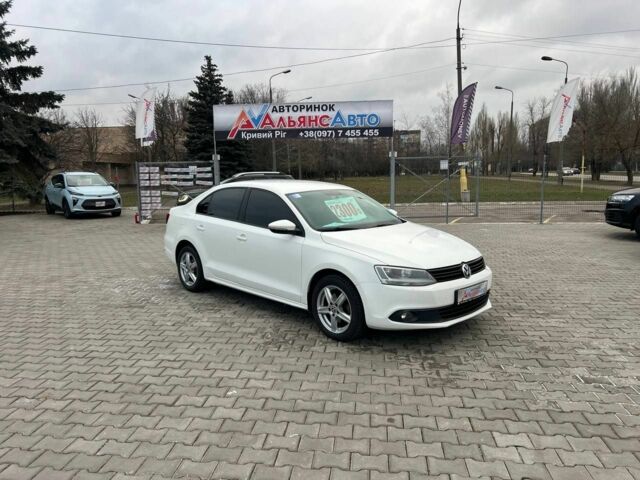 Белый Фольксваген Джетта, объемом двигателя 1.4 л и пробегом 263 тыс. км за 7999 $, фото 1 на Automoto.ua