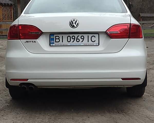 Белый Фольксваген Джетта, объемом двигателя 1.98 л и пробегом 200 тыс. км за 9000 $, фото 1 на Automoto.ua