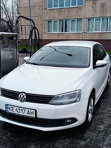Білий Фольксваген Джетта, об'ємом двигуна 1.39 л та пробігом 261 тис. км за 9300 $, фото 1 на Automoto.ua