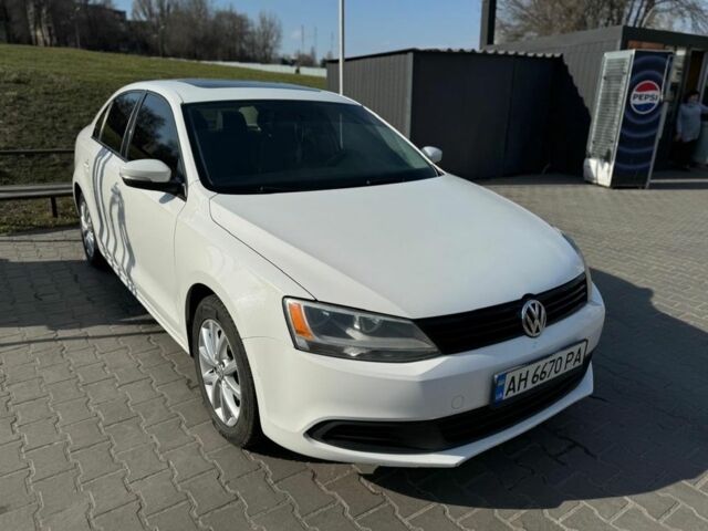 Белый Фольксваген Джетта, объемом двигателя 2.5 л и пробегом 230 тыс. км за 9000 $, фото 1 на Automoto.ua