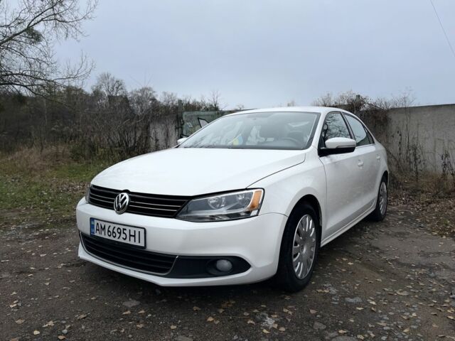 Белый Фольксваген Джетта, объемом двигателя 2.5 л и пробегом 3 тыс. км за 7500 $, фото 1 на Automoto.ua