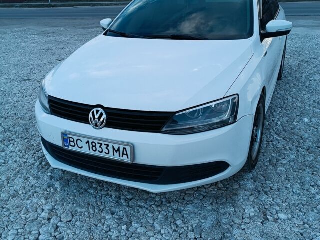 Белый Фольксваген Джетта, объемом двигателя 2.5 л и пробегом 350 тыс. км за 7800 $, фото 1 на Automoto.ua