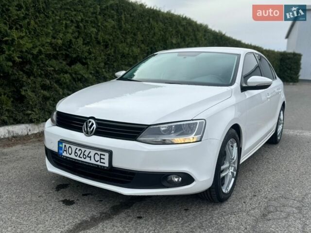 Белый Фольксваген Джетта, объемом двигателя 1.6 л и пробегом 270 тыс. км за 7900 $, фото 1 на Automoto.ua