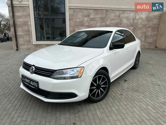Белый Фольксваген Джетта, объемом двигателя 2.5 л и пробегом 230 тыс. км за 9100 $, фото 1 на Automoto.ua