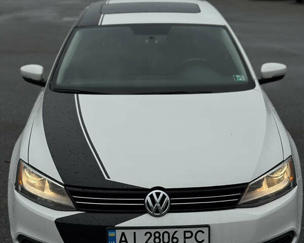 Белый Фольксваген Джетта, объемом двигателя 2.48 л и пробегом 277 тыс. км за 9000 $, фото 1 на Automoto.ua