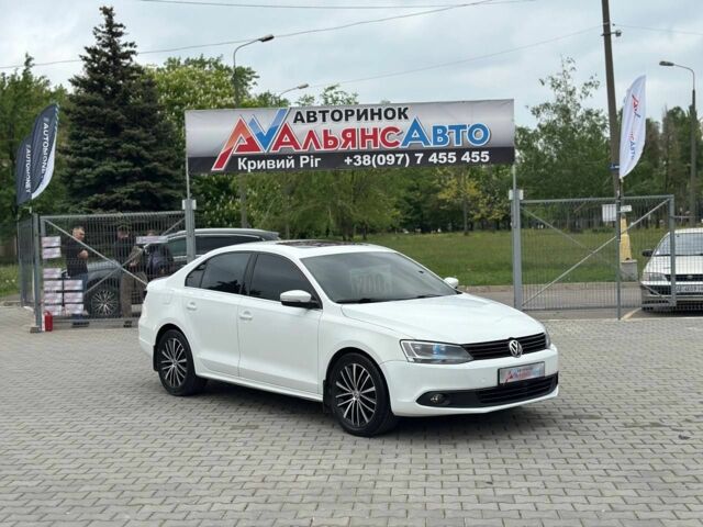 Белый Фольксваген Джетта, объемом двигателя 2 л и пробегом 296 тыс. км за 10400 $, фото 1 на Automoto.ua