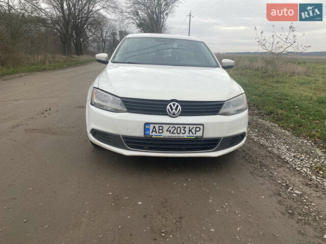 Білий Фольксваген Джетта, об'ємом двигуна 2.48 л та пробігом 213 тис. км за 7200 $, фото 1 на Automoto.ua