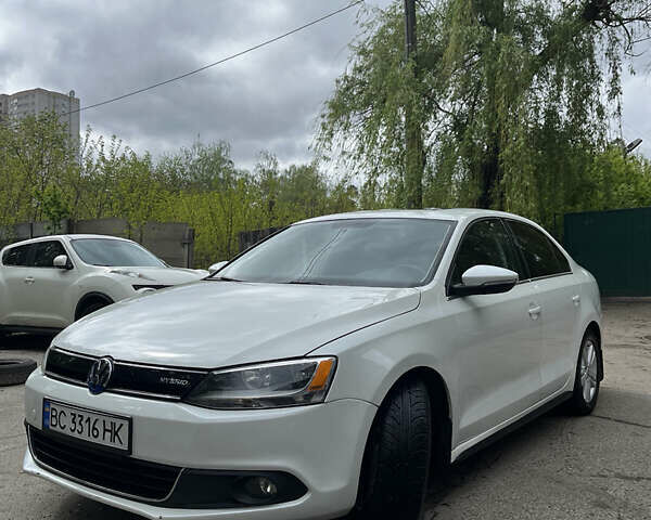 Білий Фольксваген Джетта, об'ємом двигуна 1.39 л та пробігом 195 тис. км за 5700 $, фото 1 на Automoto.ua