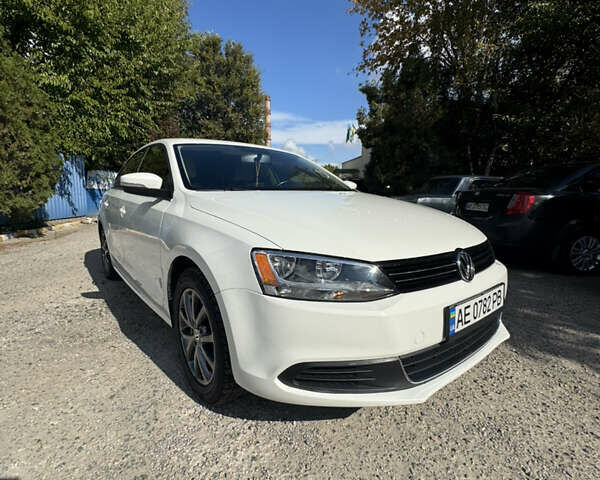 Білий Фольксваген Джетта, об'ємом двигуна 2.5 л та пробігом 115 тис. км за 10200 $, фото 1 на Automoto.ua