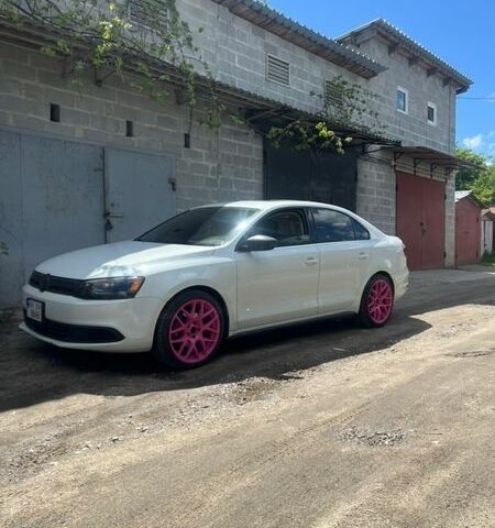 Белый Фольксваген Джетта, объемом двигателя 1.39 л и пробегом 210 тыс. км за 9000 $, фото 1 на Automoto.ua