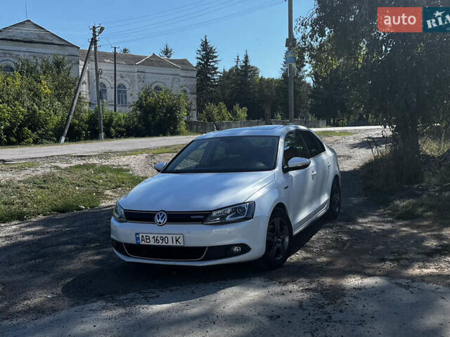 Белый Фольксваген Джетта, объемом двигателя 1.4 л и пробегом 223 тыс. км за 9499 $, фото 1 на Automoto.ua