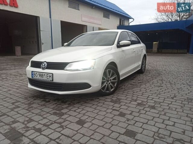 Белый Фольксваген Джетта, объемом двигателя 2.5 л и пробегом 192 тыс. км за 9499 $, фото 1 на Automoto.ua