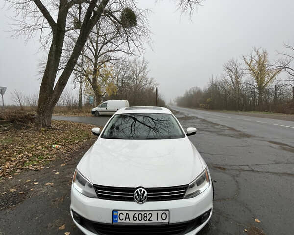 Белый Фольксваген Джетта, объемом двигателя 1.97 л и пробегом 250 тыс. км за 10200 $, фото 1 на Automoto.ua
