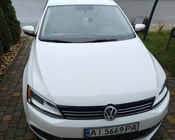 Білий Фольксваген Джетта, об'ємом двигуна 1.8 л та пробігом 268 тис. км за 8600 $, фото 1 на Automoto.ua