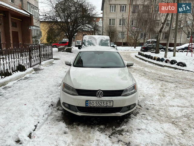 Белый Фольксваген Джетта, объемом двигателя 1.97 л и пробегом 80 тыс. км за 11500 $, фото 1 на Automoto.ua