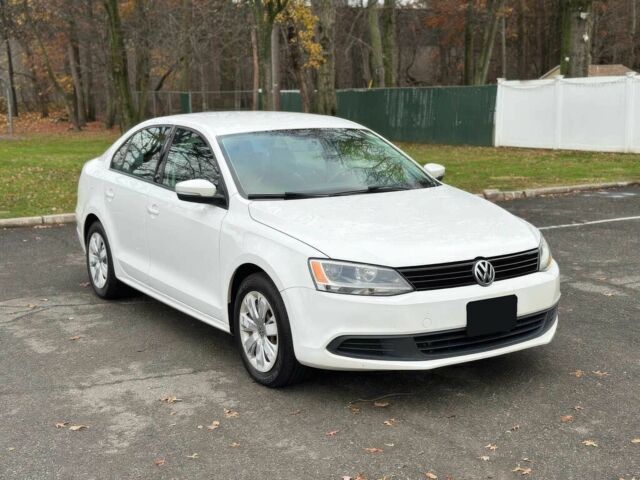 Белый Фольксваген Джетта, объемом двигателя 1.8 л и пробегом 88 тыс. км за 6000 $, фото 1 на Automoto.ua