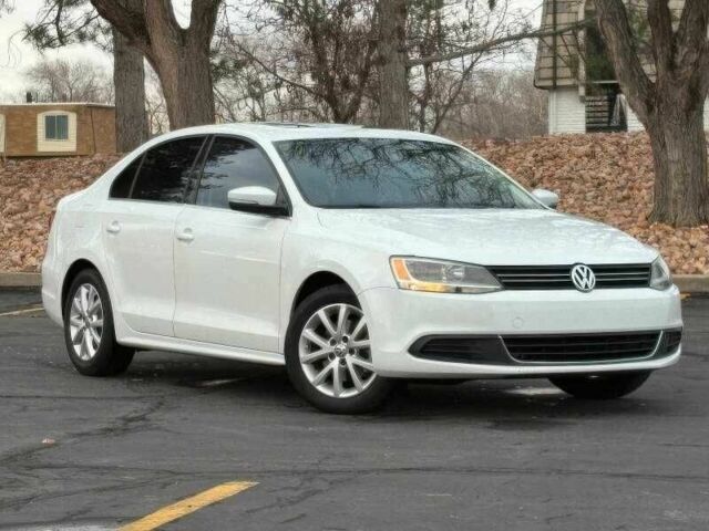 Белый Фольксваген Джетта, объемом двигателя 1.8 л и пробегом 132 тыс. км за 1200 $, фото 1 на Automoto.ua