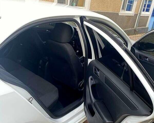 Белый Фольксваген Джетта, объемом двигателя 2 л и пробегом 320 тыс. км за 7100 $, фото 1 на Automoto.ua