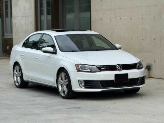 Белый Фольксваген Джетта, объемом двигателя 2 л и пробегом 73 тыс. км за 9000 $, фото 1 на Automoto.ua