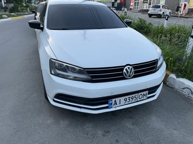 Фольксваген Джетта 2015 у Василькове на Automoto.ua Білий Фольксваген Джетта, об'ємом двигуна 2 л та пробігом 220 тис. км за 7800 $, фото 1 на Automoto.ua