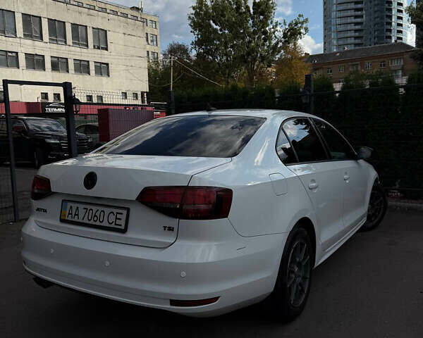 Белый Фольксваген Джетта, объемом двигателя 1.39 л и пробегом 146 тыс. км за 10500 $, фото 1 на Automoto.ua