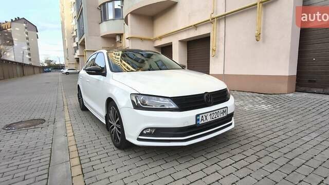 Белый Фольксваген Джетта, объемом двигателя 1.98 л и пробегом 143 тыс. км за 8999 $, фото 1 на Automoto.ua