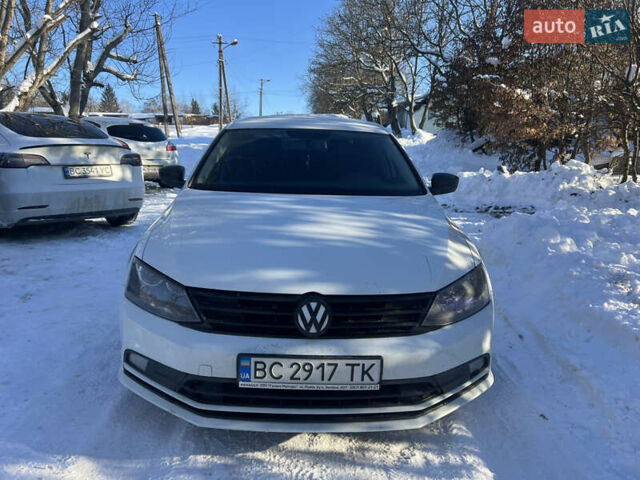Білий Фольксваген Джетта, об'ємом двигуна 1.39 л та пробігом 103 тис. км за 10200 $, фото 1 на Automoto.ua