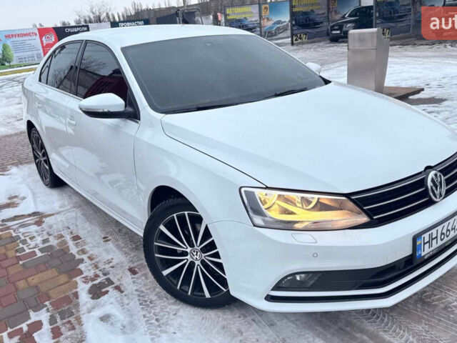 Белый Фольксваген Джетта, объемом двигателя 1.97 л и пробегом 70 тыс. км за 14500 $, фото 1 на Automoto.ua
