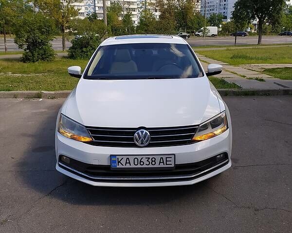 Білий Фольксваген Джетта, об'ємом двигуна 1.8 л та пробігом 177 тис. км за 10500 $, фото 1 на Automoto.ua