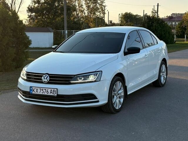 Білий Фольксваген Джетта, об'ємом двигуна 1.8 л та пробігом 130 тис. км за 9900 $, фото 1 на Automoto.ua