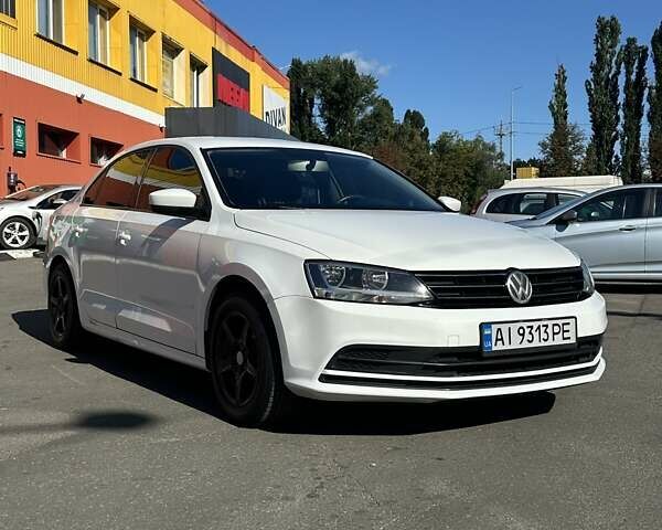 Белый Фольксваген Джетта, объемом двигателя 1.4 л и пробегом 159 тыс. км за 10500 $, фото 1 на Automoto.ua